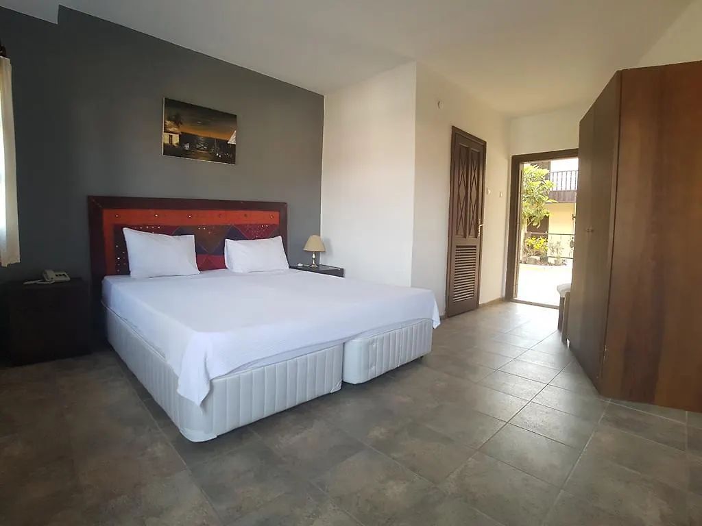 Hanzara Hotel Akyaka 3*,